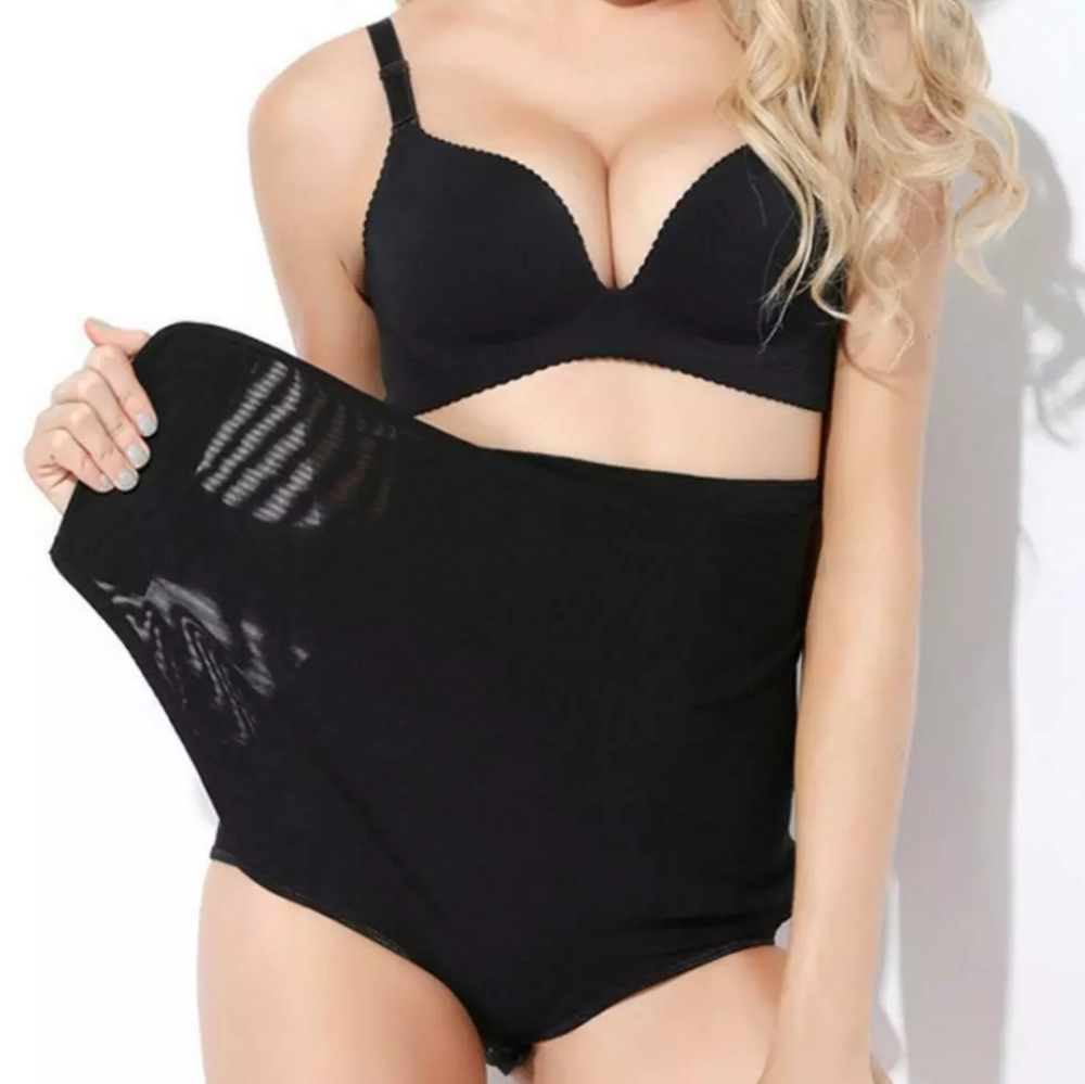 High-Waist Panty.